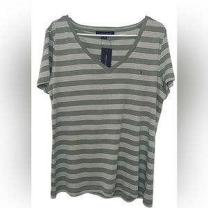 Women’s Tommy Hilfiger Shirt Size XL